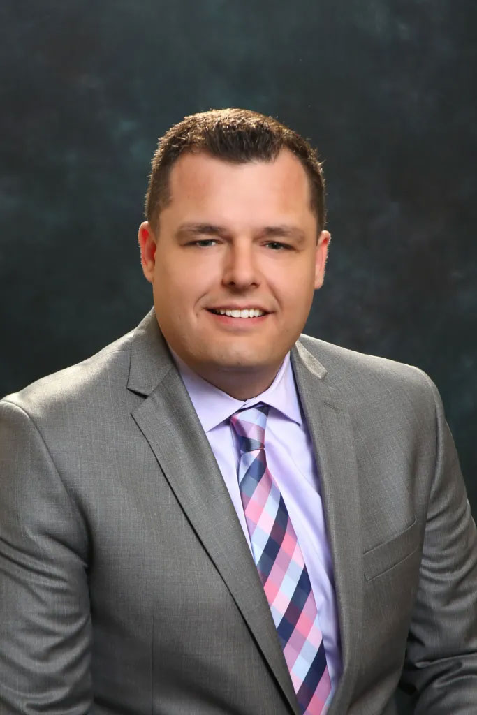 Orofacial Dental Implant Surgery | Jaw Bone Health, Cost of Dental Implants and Bone Grafting for Implants